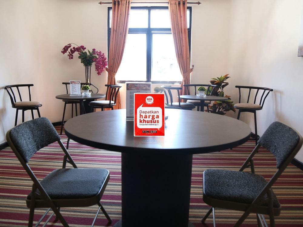 Hotel Mangga Dua 마카사르 외부 사진